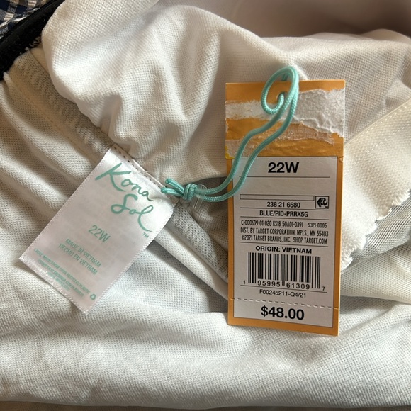 ⭐️NWT Kona Sol Women's Plus Size Swimsuit - Picture 4 of 5